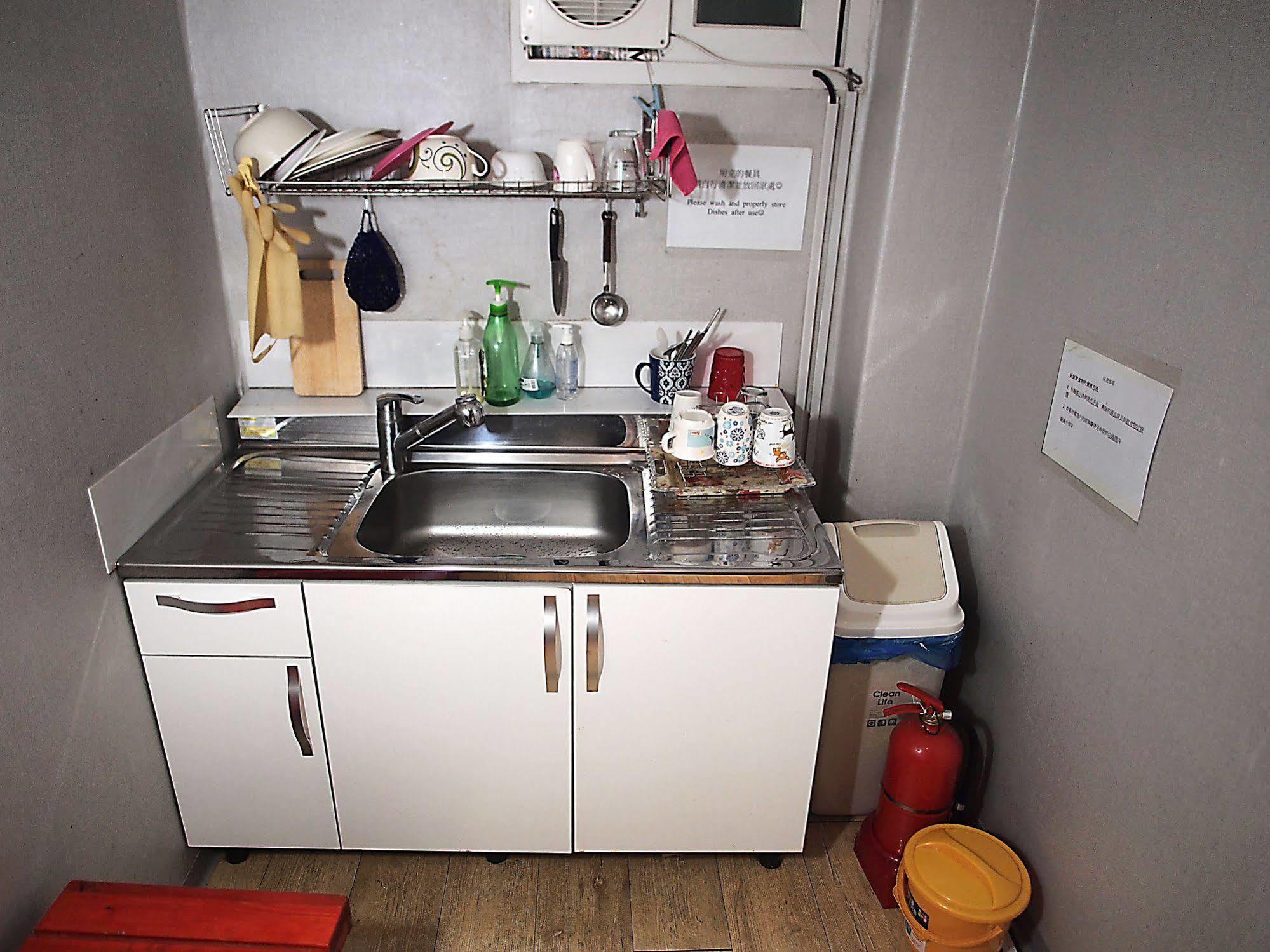 D.H Sinchon Guesthouse Seul Exterior foto